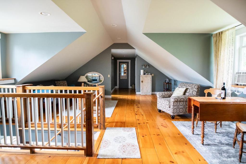 Craftsbury Farmhouse Екстер'єр фото